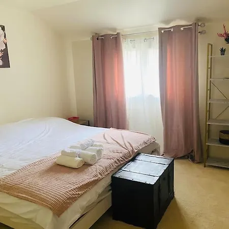Le Cocon - Petit Dejeuner, Netflix, Jacuzzi* Carrieres-sous-Poissy Exterior photo